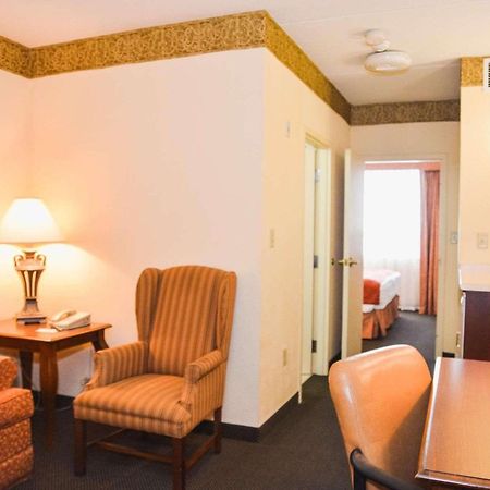 Country Inn & Suites By Radisson, London South, On Eksteriør bilde