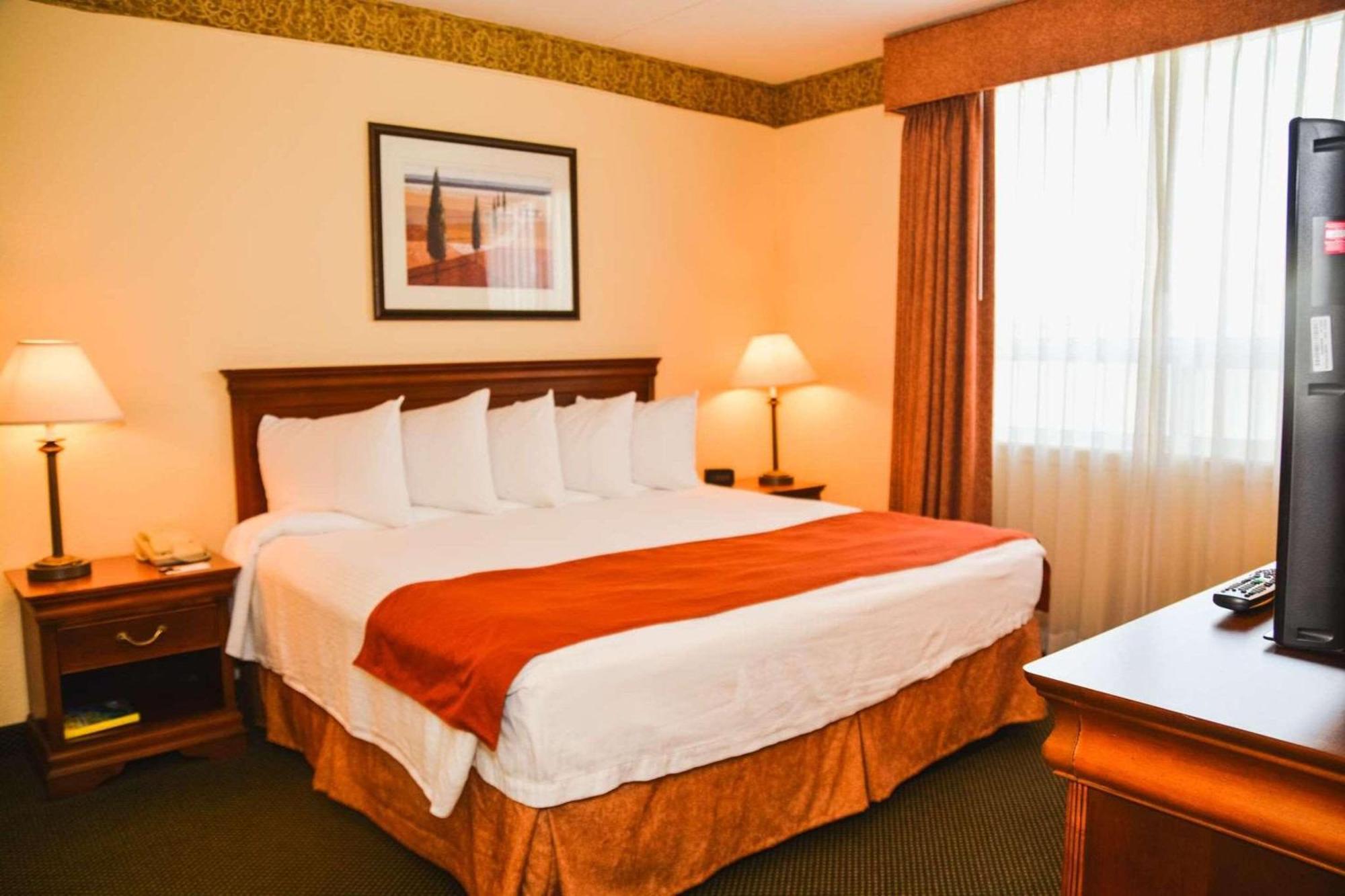 Country Inn & Suites By Radisson, London South, On Eksteriør bilde